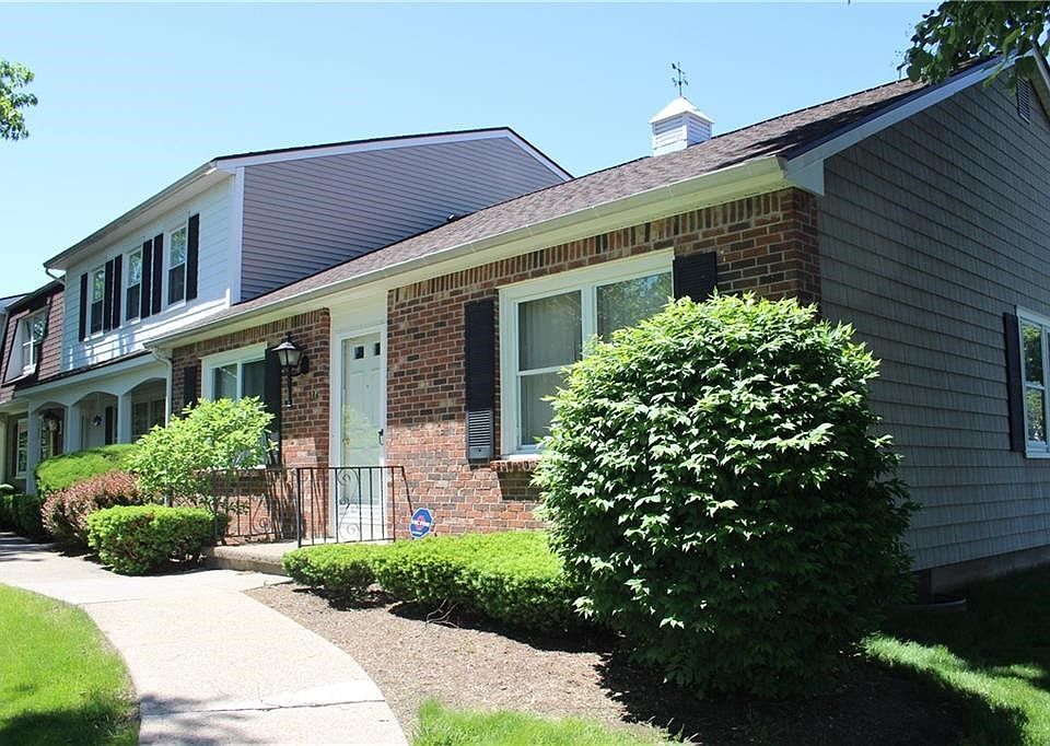 1st image of 134 New Wickham Dr