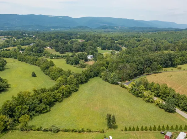 Ennis Mountain Rd, Afton, VA 22920