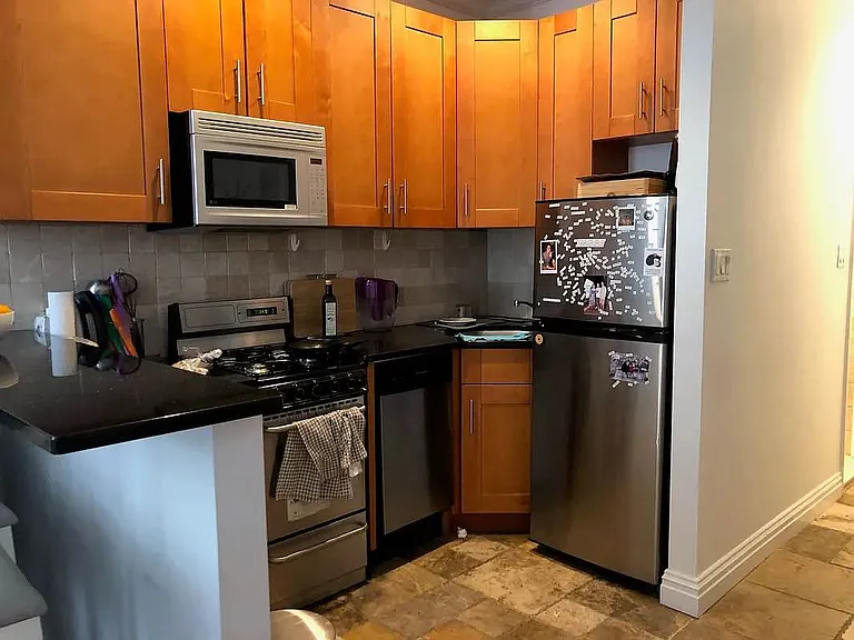 348 E 58th St #6D — Photo 5