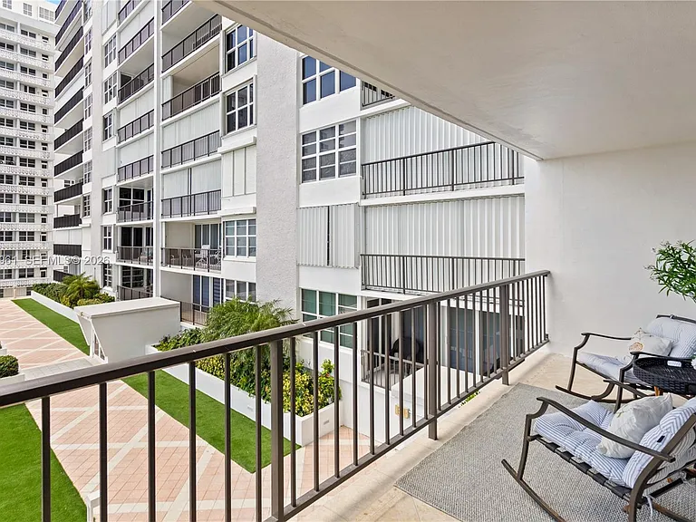 4280 Galt Ocean Dr #3G — Photo 20