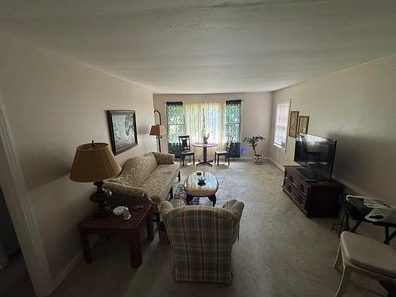 5th image of 4436 Dallas Ave