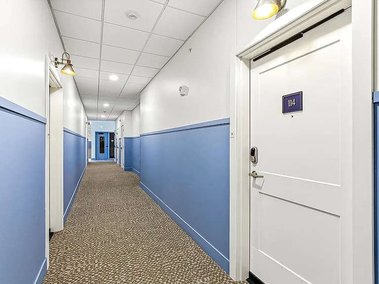 16-web-or-mls-21405-Dushane-Pkwy-16