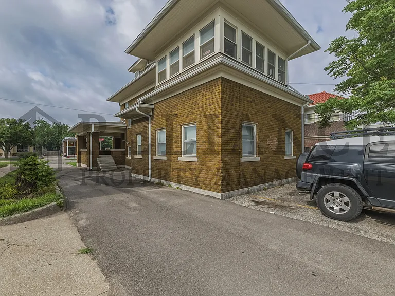3422 E Douglas Ave #2-1 — Photo 6