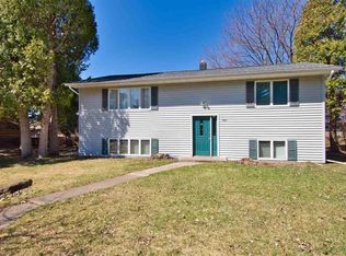 1511 15th St, Cloquet, MN 55720