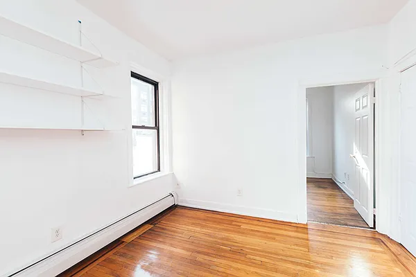 Rented by Nooklyn NYC LLC | media 41
