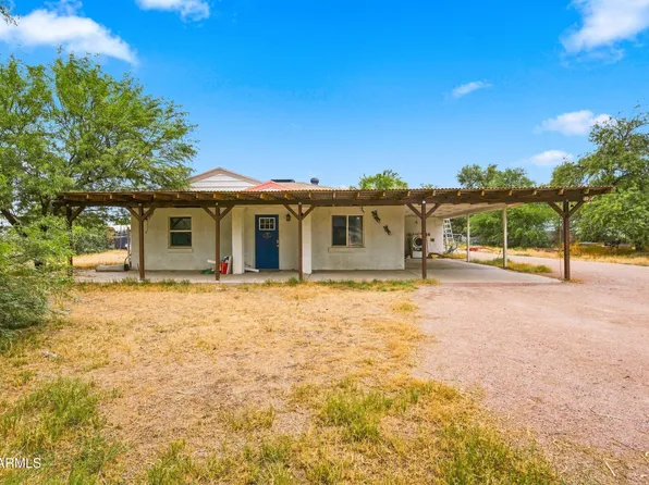 6306 W VINEYARD Road, Laveen, AZ 85339