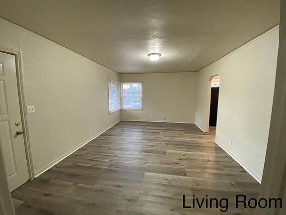 2nd image of 282 S Bayview Ave