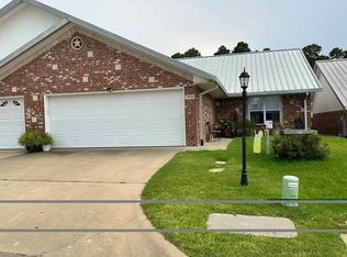 1814 Riverstone Ln, Longview, TX 75605