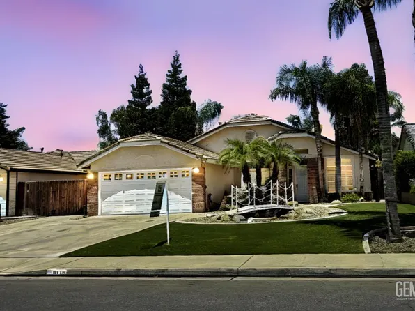 8420 Rockport Dr, Bakersfield, CA 93312