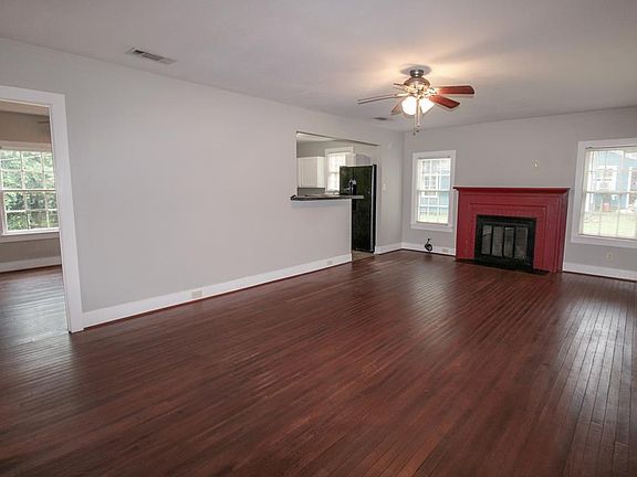 2nd image of 1310 Lamar St