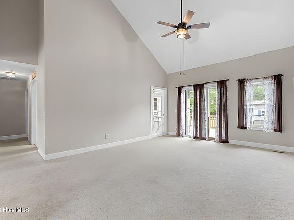 4th image of 15 Stratford Place SW