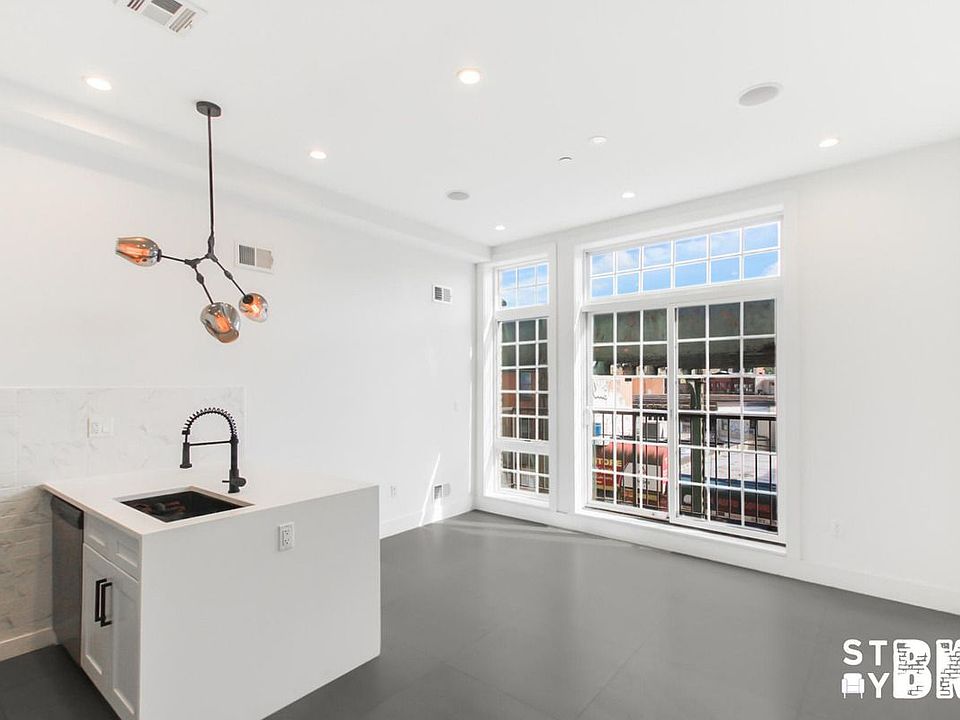 1st image of 1161 Myrtle Ave #3C