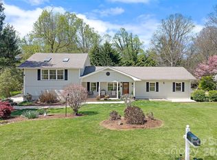 6 Mulberry Dr, Arden, NC 28704