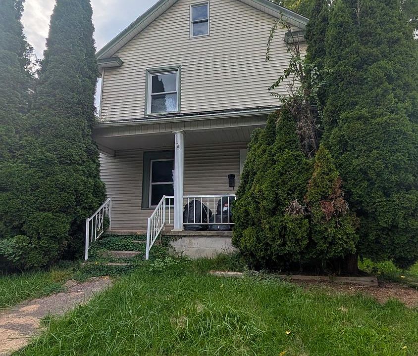 1st image of 1104 Agnew St