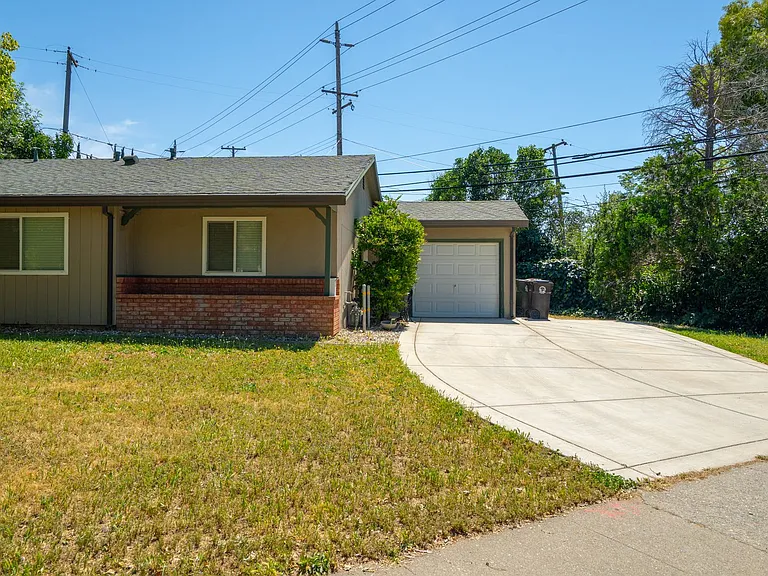 10498 Mills Tower Dr — Photo 5