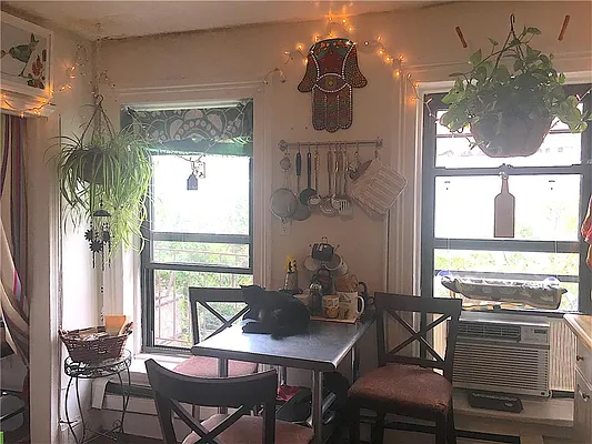 Rented by R New York | media 20