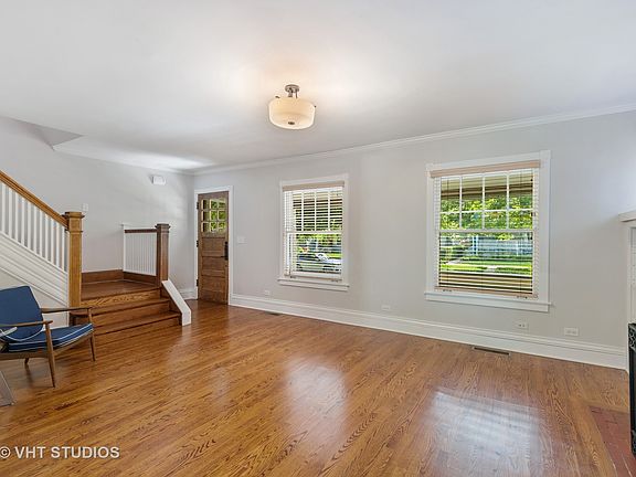 3rd image of 521 S Kenilworth Ave
