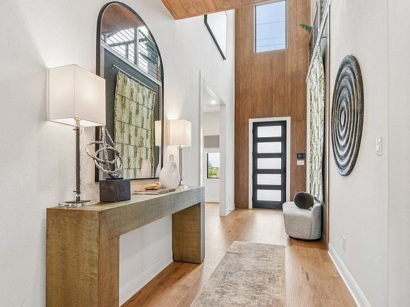 7th image of this home