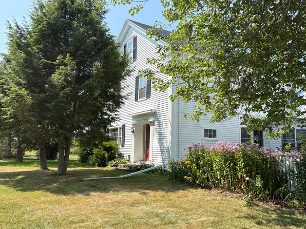 528 Sennebec Rd, Union, ME 04862