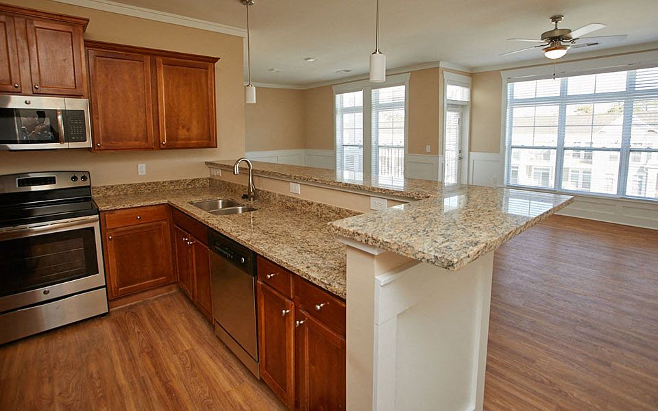 1st image of 7215 Wrightsville Ave #B-301
