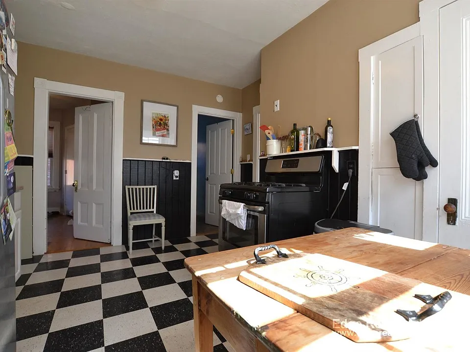 11 Frederika St. #1 Boston - Dorchester Shared Unit Photo 4