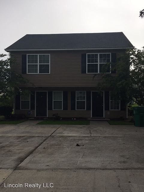 1st image of 2705 Pineview Dr APT B