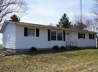 3162 Il Route 64, Clare, IL 60111