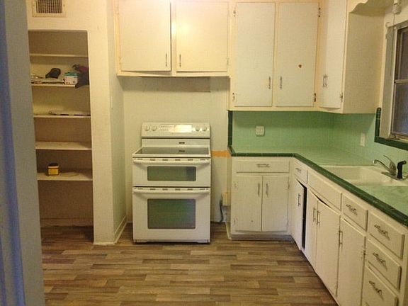 2nd image of 534 Artemis Dr
