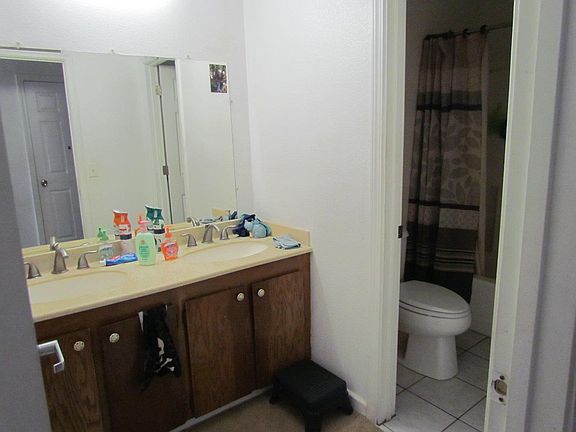 4th image of 404 Winchester Dr