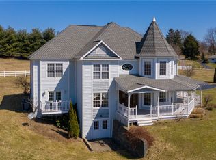 33 Carrier Rd, Transfer, PA 16154