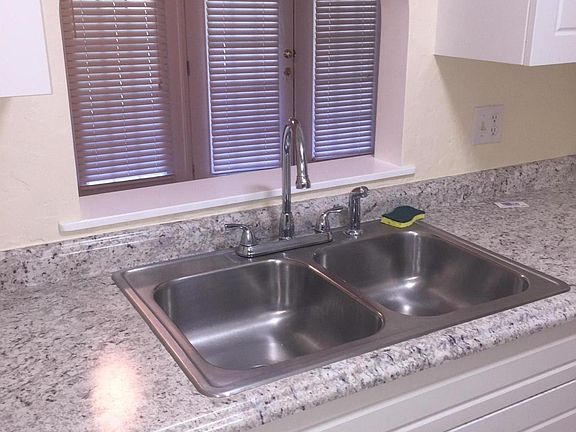 4th image of 3906 Mission Dr Unit 3