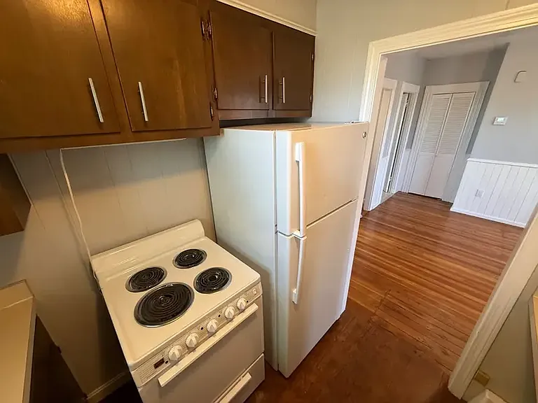 76 Stetson St #3R — Photo 8