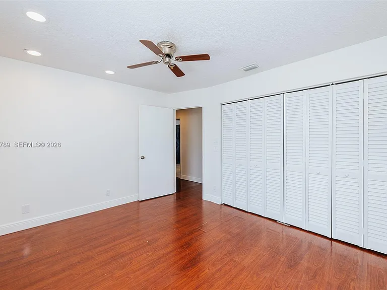 305 S Ketch Dr — Photo 16