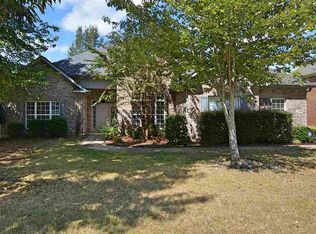 2708 Wenzel Cir SE, Owens Cross Roads, AL 35763