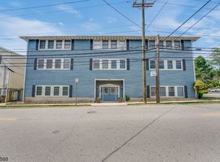 393 Boyden Ave APT 1, Maplewood, NJ 07040
