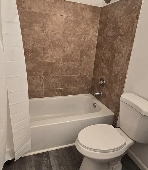 325 Bayview Point — Photo 11