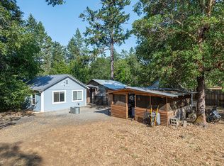2524 Rockydale Rd, Cave Junction, OR 97523