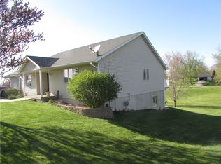 103 7th St, Bussey, IA 50044