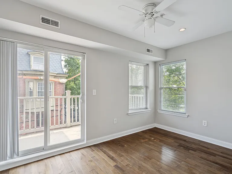 764 S 23rd St #3 — Photo 2