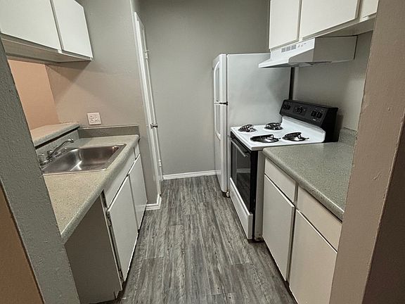 3rd image of 1709 W Schunior Rd #1020