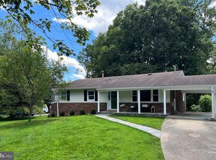 13700 Drake Dr, Rockville, MD 20853