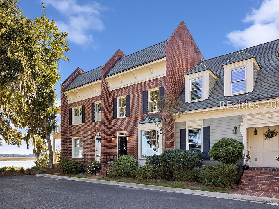 1st image of 895 Ribaut Rd #2