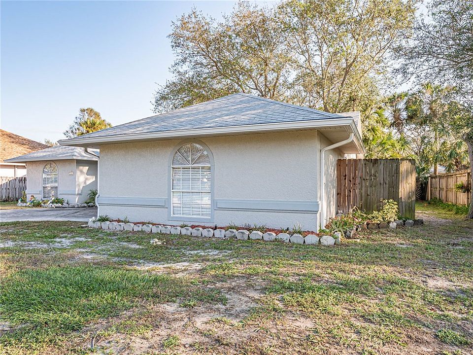 490 Caravan Ter, Sebastian, FL 32958 Zillow