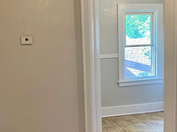 5th image of 1727 Jefferson Ave SE #2