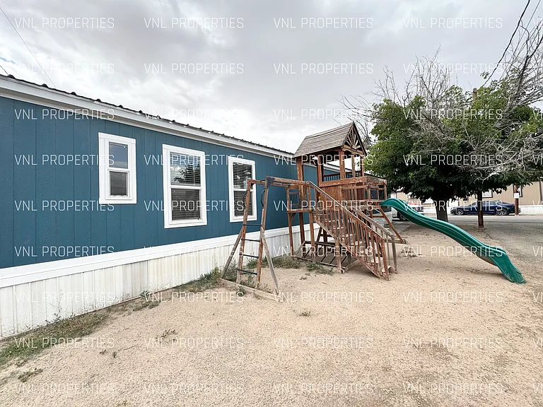 3815 S Main St #18 — Photo 4