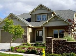 100 Willow Springs Dr, Talent, OR 97540