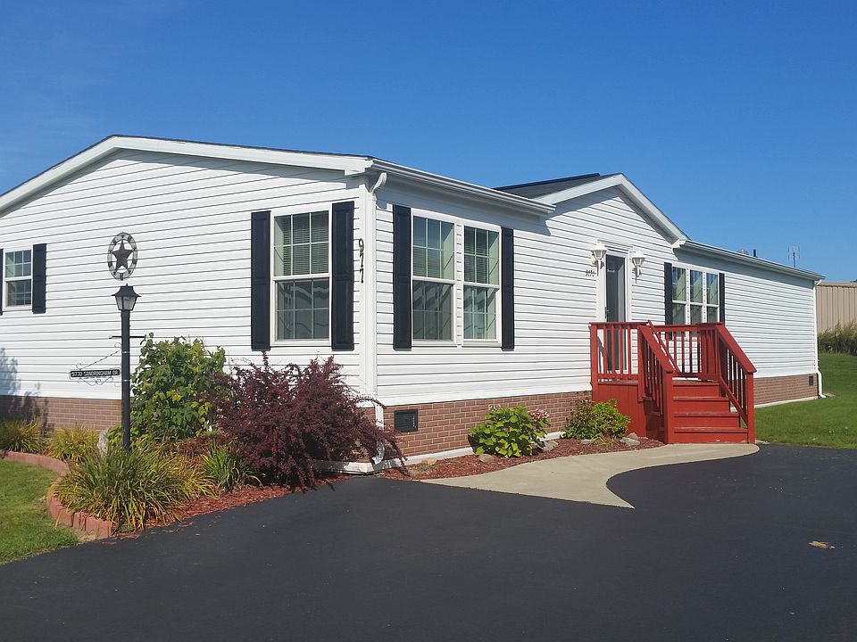 1st image of 9770 Sandringham Dr