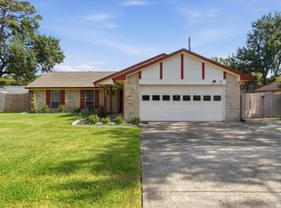 9814 Bayou Woods Dr, Baytown, TX 77521