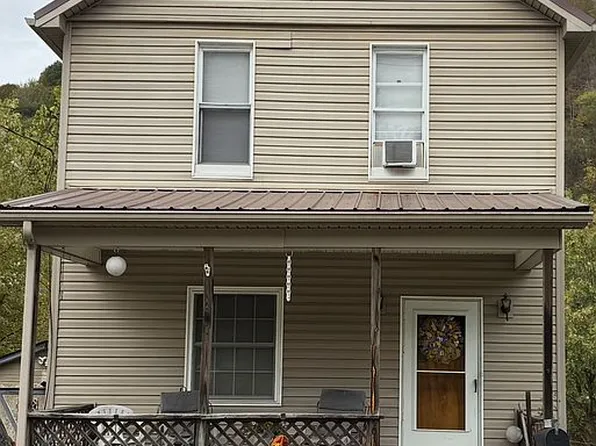 616 Foundry St, New Martinsville, WV 26155