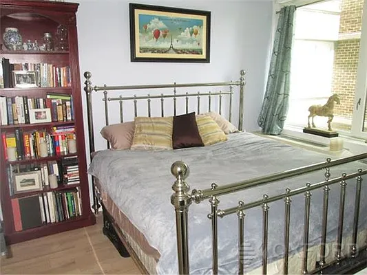 Rented by Oxford Property Group | media 5